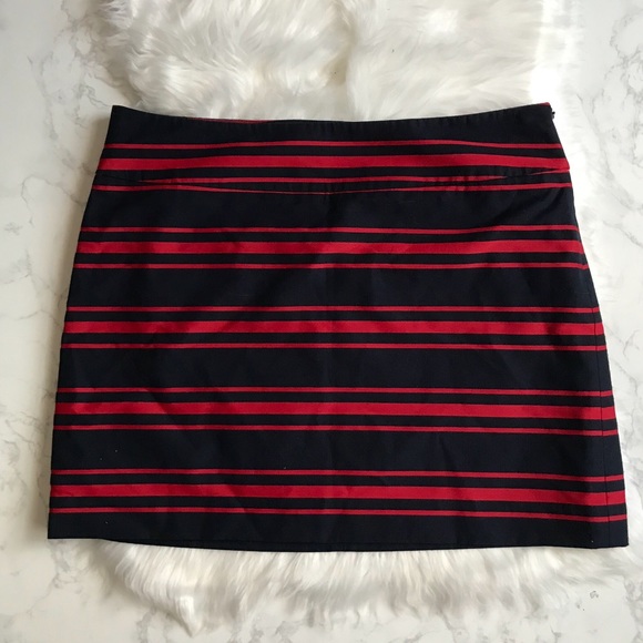 LOFT Dresses & Skirts - NWT Ann Taylor LOFT Navy Red Stripe Skirt